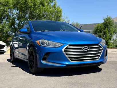Used 2017 Hyundai Elantra SE