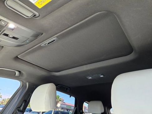 Used 2023 MAZDA CX-9 Signature AWD/4WD image 11