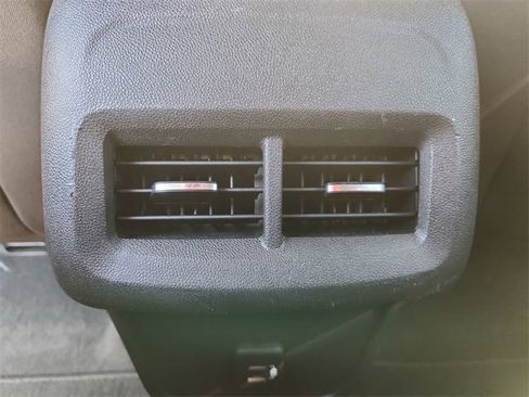 Certified 2019 Chevrolet Equinox LT image 20