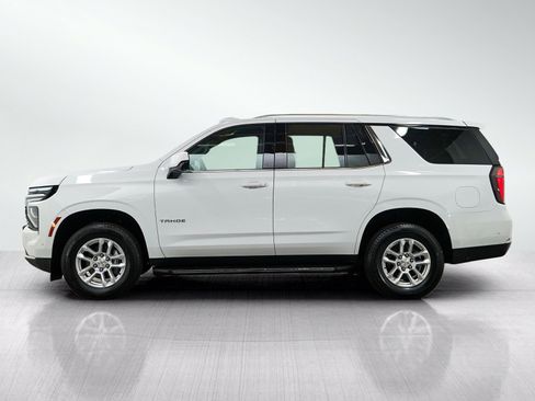 Used 2025 Chevrolet Tahoe LT AWD/4WD image 2
