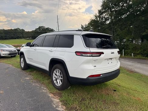 Used 2021 Jeep Grand Cherokee L Laredo w/ Luxury Tech Group I RWD image 7