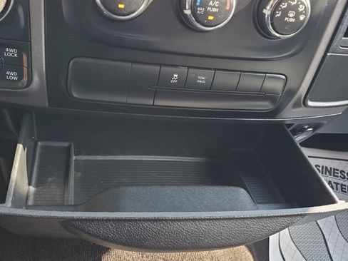 Used 2014 RAM 1500 Express AWD/4WD image 30