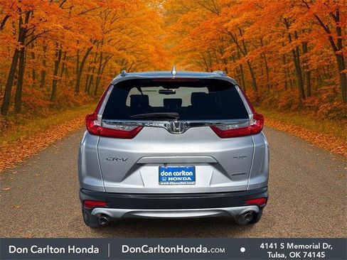 Used 2017 Honda CR-V Touring image 5
