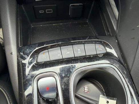 Certified 2023 Buick Envision Essence FWD image 24