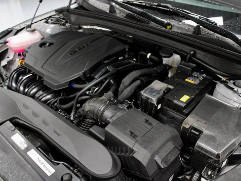 Used 2025 Kia K5 GT-Line w/ GT-Line Premium Package FWD image 16