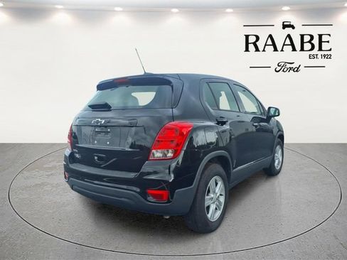 Used 2020 Chevrolet Trax LS FWD image 10