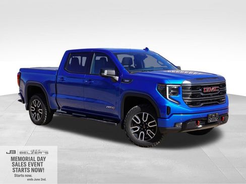 Certified 2022 GMC Sierra 1500 AT4 w/ AT4 Premium Package AWD/4WD image 1