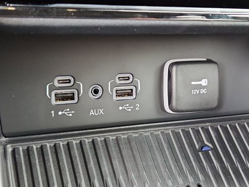 New 2026 Jeep Grand Cherokee Altitude image 19