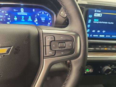 Used 2023 Chevrolet Silverado 1500 LT AWD/4WD image 31