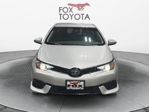 Used 2017 Toyota Corolla iM w/ All-Weather Mat Package FWD image 9