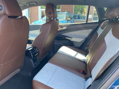 Certified 2023 Volkswagen ID.4 Pro RWD image 18