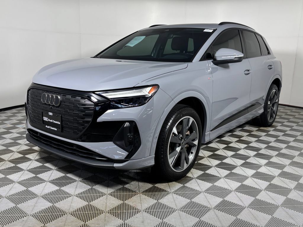 Used 2023 Audi Q4 e-tron Premium Plus w/ Premium Plus AWD/4WD image 3