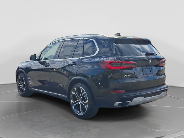 Used 2021 BMW X5 sDrive40i w/ Convenience Package RWD image 4