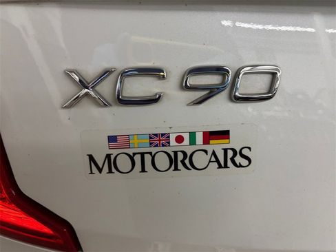 Certified 2023 Volvo XC90 B6 Ultimate image 34