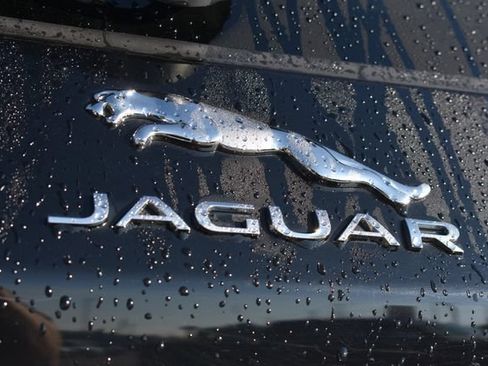 Used 2018 Jaguar F-PACE Premium AWD/4WD image 20