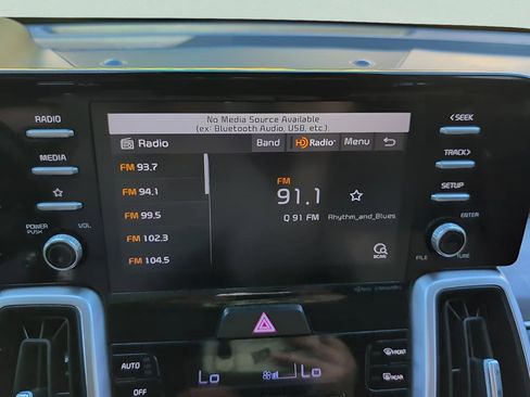 Used 2021 Kia Sorento EX image 21