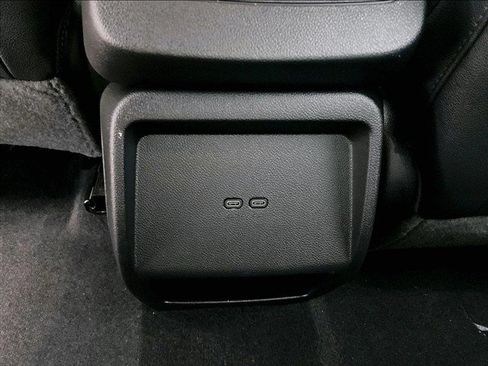 Certified 2024 Chevrolet Equinox EV LT FWD image 26