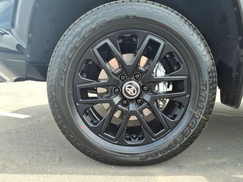 Certified 2025 Toyota Tundra Limited w/ TRD Off-Road Package AWD/4WD image 8