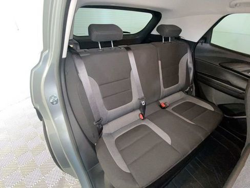 Used 2023 Chevrolet TrailBlazer LT FWD image 10