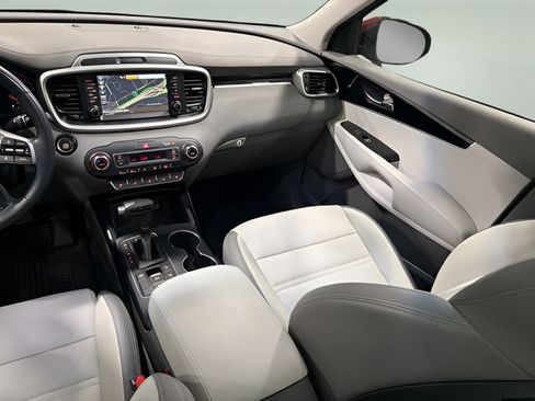 Used 2019 Kia Sorento SX w/ SX Touring Package FWD image 32