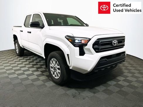 Used 2024 Toyota Tacoma SR image 1