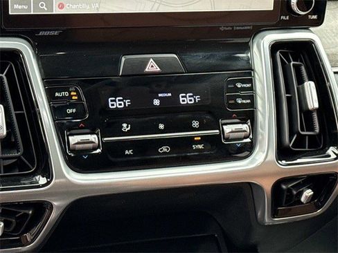 Used 2023 Kia Sorento SX Prestige image 22