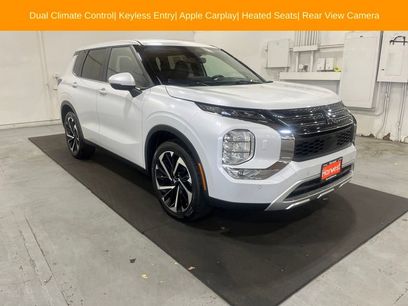 Used 2024 Mitsubishi Outlander SE