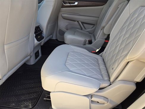 New 2026 Volkswagen Atlas SEL Premium R-Line image 22