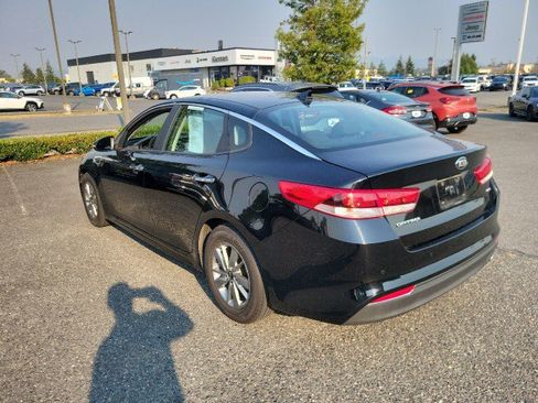 Used 2018 Kia Optima LX FWD image 6