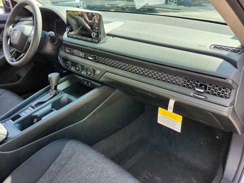 New 2025 Honda Accord SE image 16
