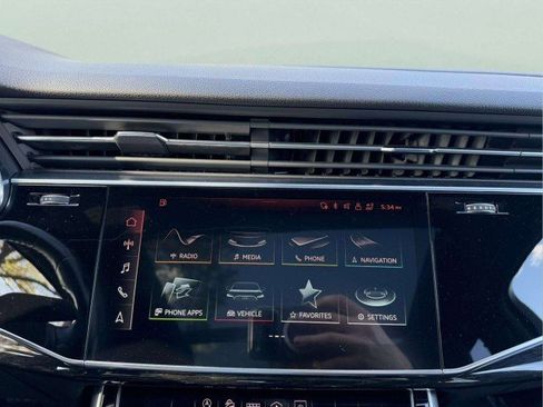 Used 2021 Audi Q7 3.0T Premium Plus w/ Premium Plus Package AWD/4WD image 14