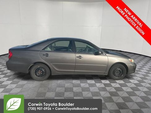 Used 2004 Toyota Camry LE FWD image 8