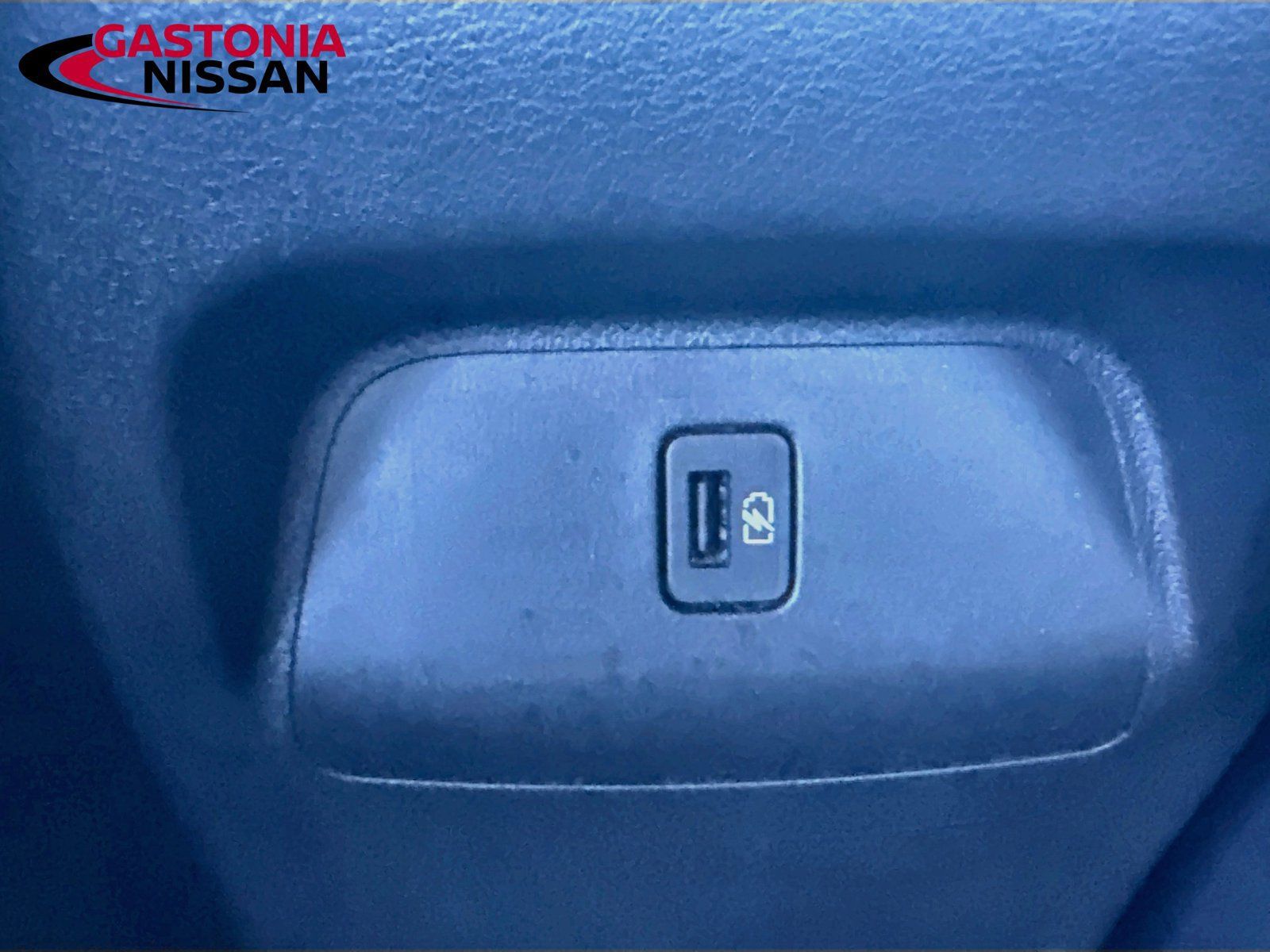 Used 2024 Nissan Sentra SV FWD image 32