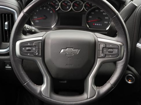 Used 2021 Chevrolet Silverado 1500 LT Trail Boss w/ LPO, Dark Essentials Package AWD/4WD image 24