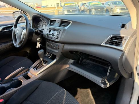 Used 2017 Nissan Sentra S image 12