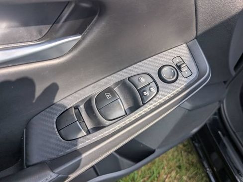 Certified 2024 Nissan Sentra SV FWD image 10