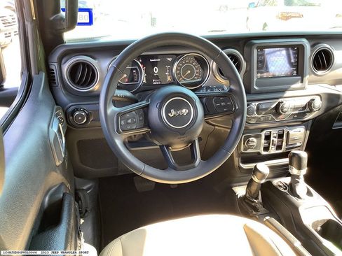 Used 2023 Jeep Wrangler Unlimited Sport AWD/4WD image 12