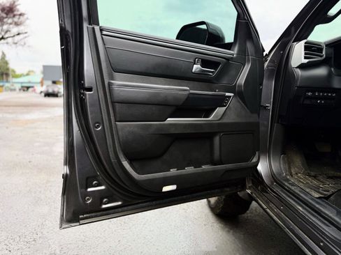 Used 2024 Toyota Tundra Platinum image 10