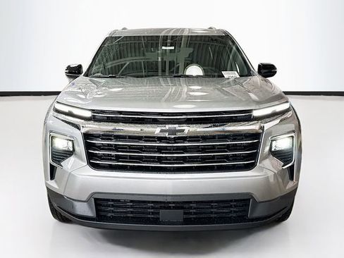 New 2026 Chevrolet Traverse LT w/ LPO, Floor Liner Package image 4