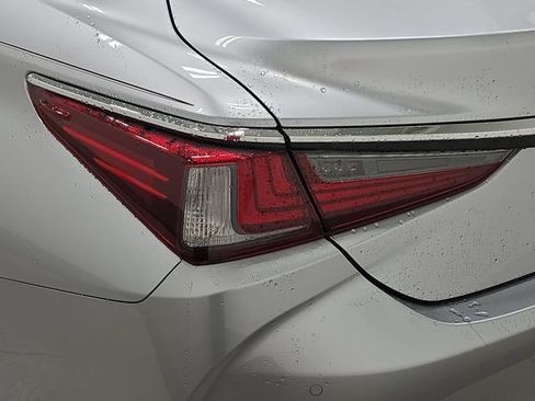 Used 2022 Lexus ES 350 w/ Premium Package FWD image 31