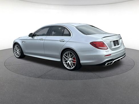 Used 2018 Mercedes-Benz E 63 AMG S image 3