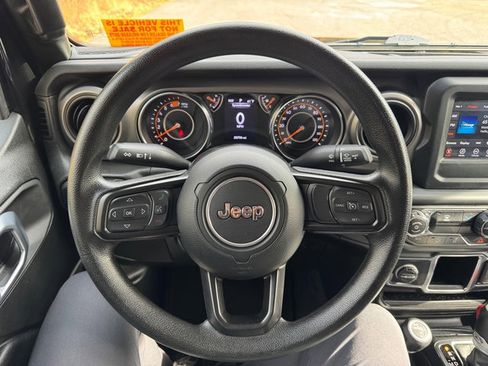 Used 2022 Jeep Wrangler Unlimited Sport image 18