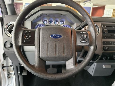 Used 2012 Ford F250 XLT w/ XLT Premium Pkg AWD/4WD image 13