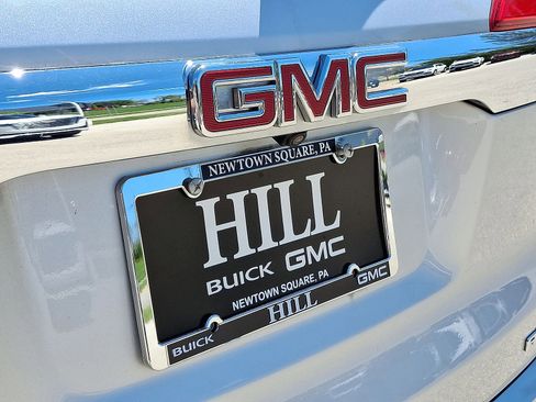 Certified 2017 GMC Acadia Denali AWD/4WD image 24