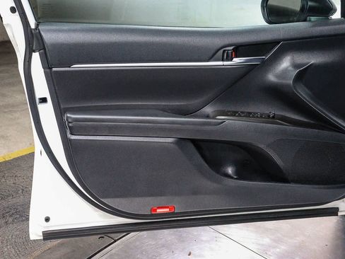 Certified 2023 Toyota Camry SE FWD image 22