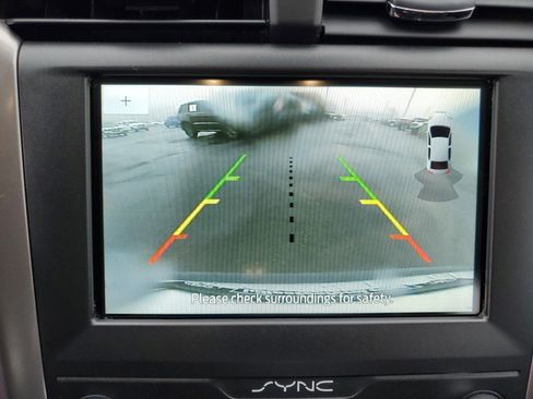 Used 2020 Ford Fusion SE image 26