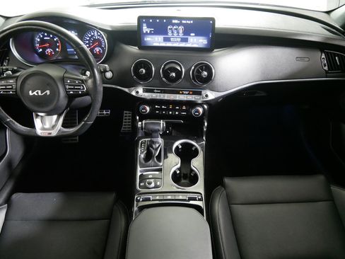 Used 2022 Kia Stinger GT-Line w/ Sun & Sound Package AWD/4WD image 10