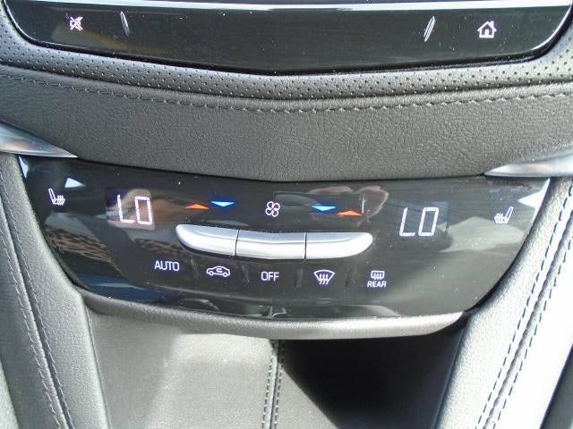 Certified 2025 Cadillac XT5 Premium Luxury w/ Technology Package AWD/4WD image 14