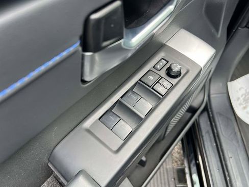 Used 2024 Toyota Tundra Platinum image 19