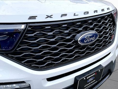 Used 2023 Ford Explorer ST w/ Equipment Group 401A AWD/4WD image 33